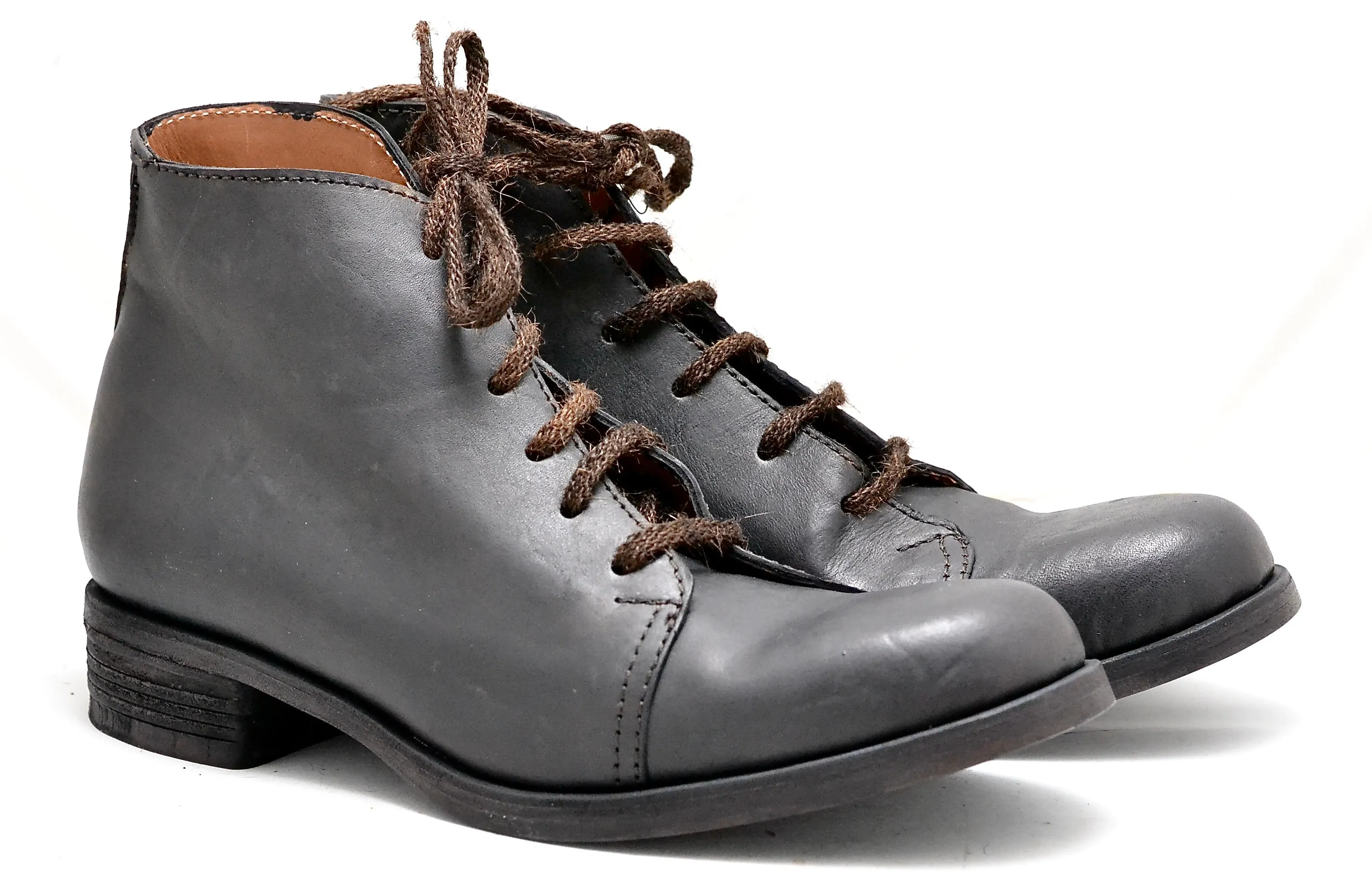 Asym derby boot  |  Black/ brown | Horse