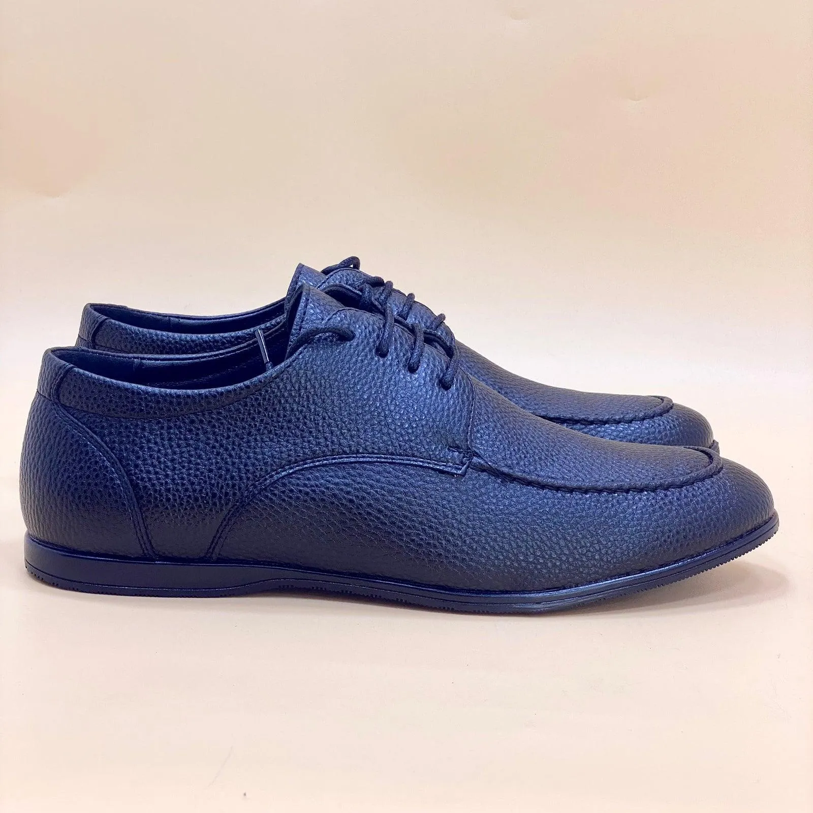 NEW ,  MEN SHOES  M203 , MADE IN CHINA