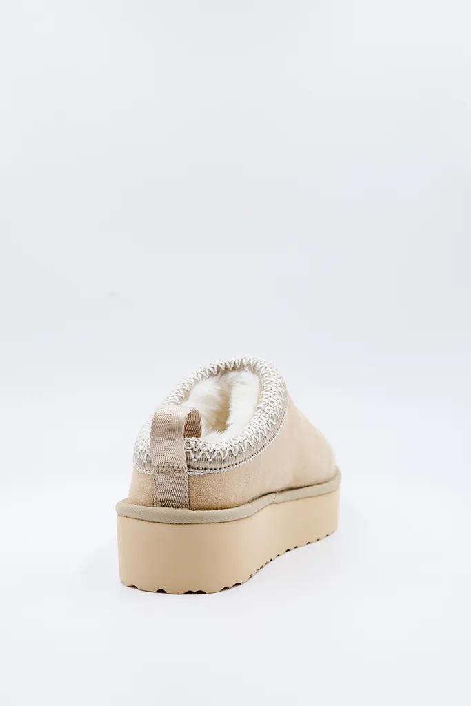 PAWJ Roe Clog | Tan / Aspen Snow