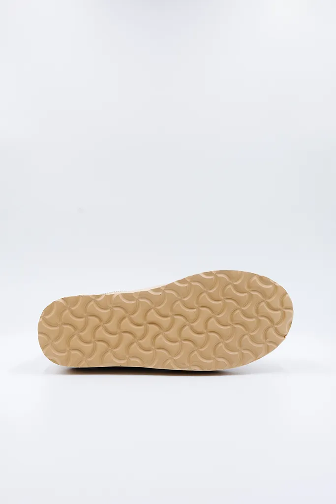 PAWJ Roe Clog | Tan / Aspen Snow