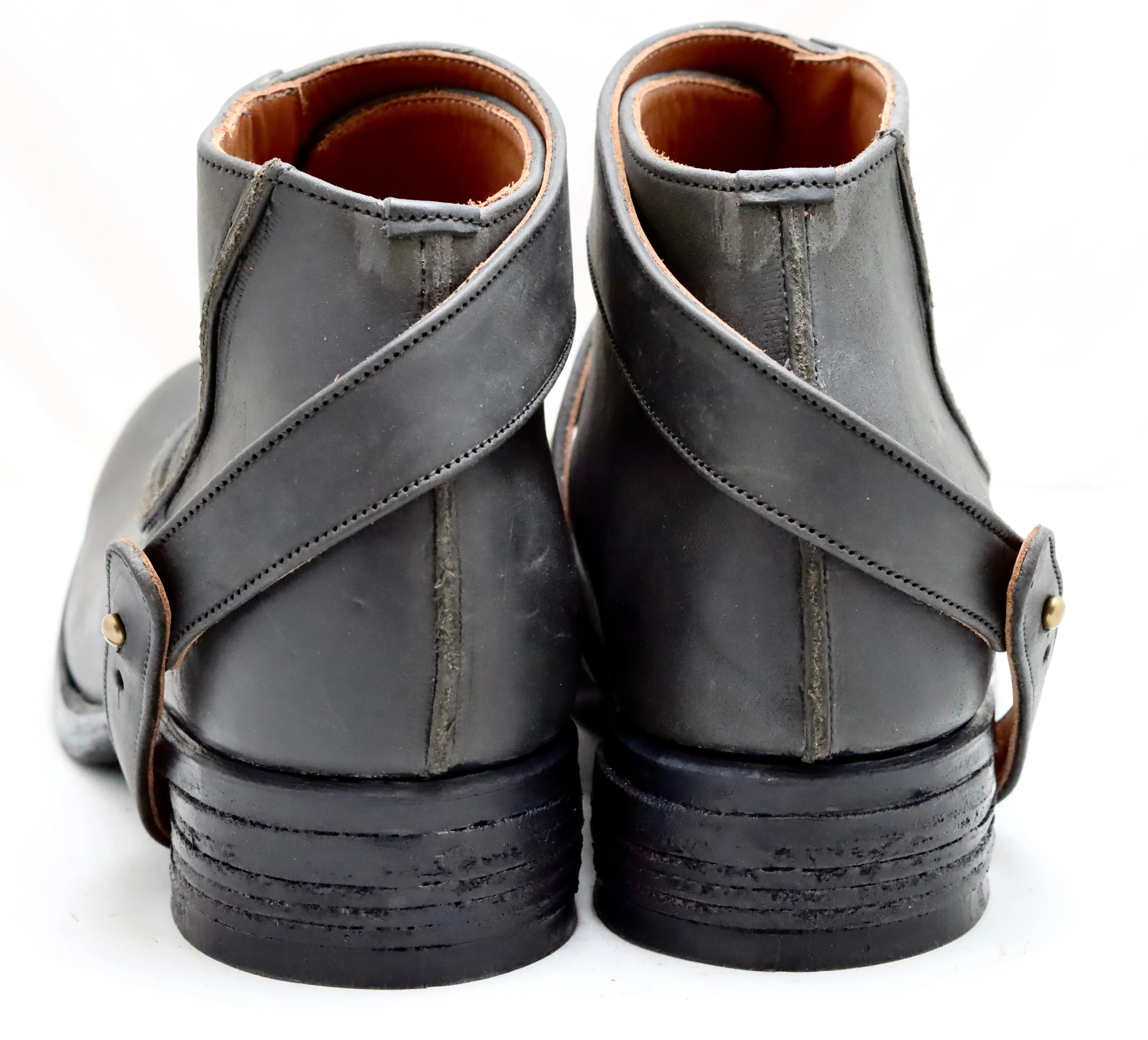 Straparound boot  |  Black | waxy calf